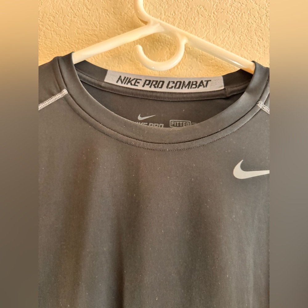 Nike Bundle - Picture 3 of 12